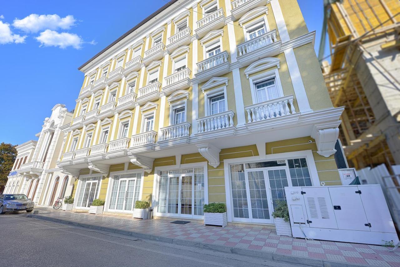 Alis Hotel Shkoder Exterior photo